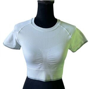 Abercrombie & Fitch Womens Pale Green Short Sleeve Activewear Crop Top Medium
